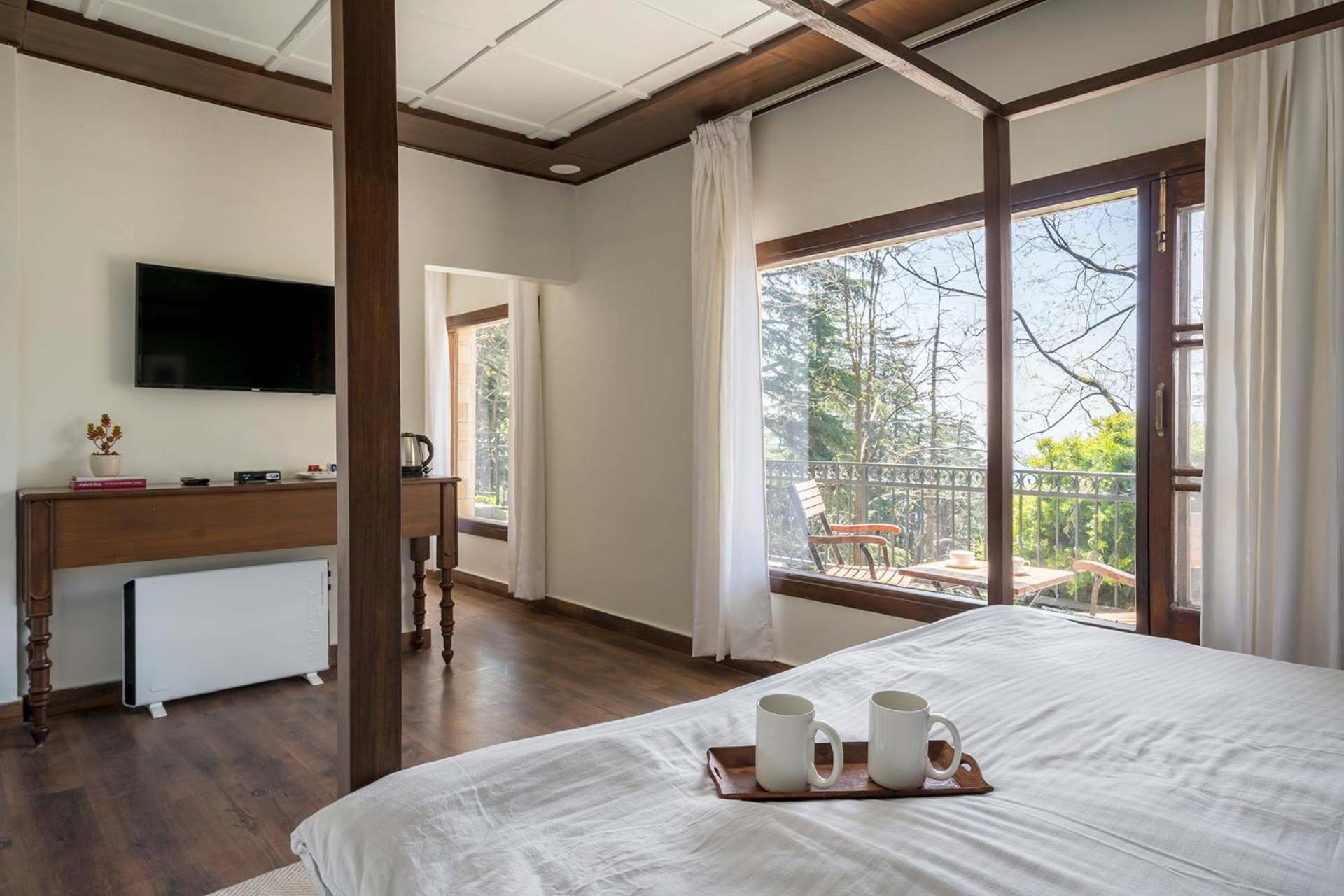 Stayvista At Pine Estate With Outdoor Jacuzzi 심라 외부 사진