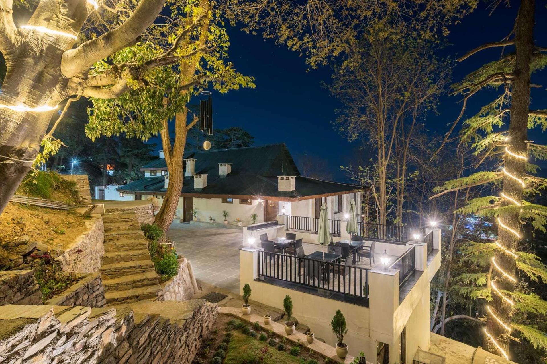Stayvista At Pine Estate With Outdoor Jacuzzi 심라 외부 사진